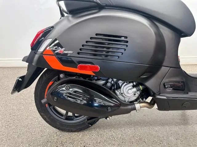 2025 Vespa GTS 310 Supersport MY 25 - V6610 - -No Payments for 1 in Scooters & Pocket Bikes in Markham / York Region - Image 13