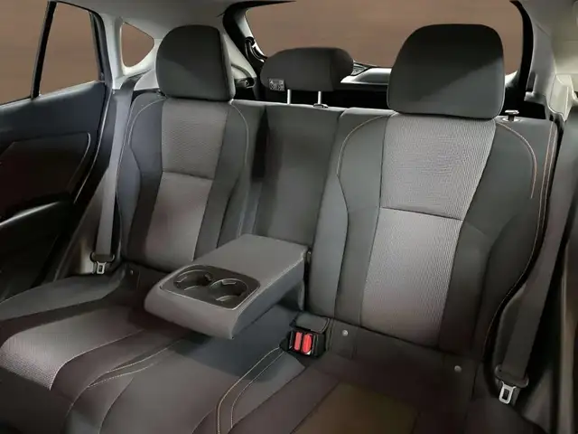 2019 Subaru Crosstrek Touring dans Autos et camions dans Ville d’Edmonton - Image 23