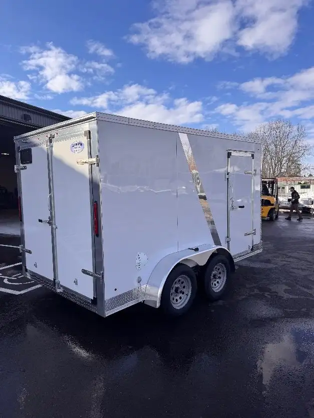 7x12 Tandem Axle 6.6 FT Interior barn door Enclosed Cargo Traile in Cargo & Utility Trailers in Brantford - Image 5