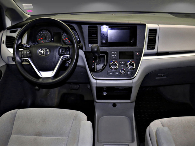  2015 Toyota Sienna Base in Cars & Trucks in Moncton - Image 3