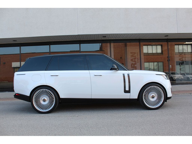 2024 Land Rover Range Rover \"7 PASSENGERS\" - \"LONG WHEEL BASE in Cars & Trucks in City of Toronto - Image 3