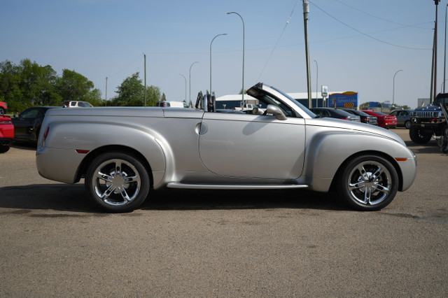 2004 Chevrolet SSR LS in Cars & Trucks in Red Deer - Image 4