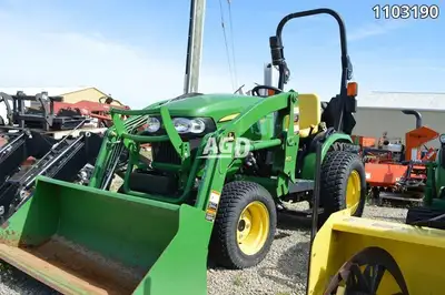 LIKE NEW! Comes with JD H130 Loader & Bucket, 63in. Belly Mower. Hydrostatic Transmission. 3pth & PT...