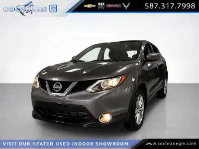 Our top of the line used 2017 Nissan Qashqai SV that's street savvy and road trip ready in Gun gray...