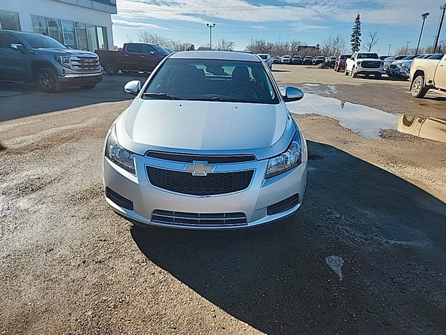 2014 Chevrolet Cruze 1LT in Cars & Trucks in Saskatoon - Image 3