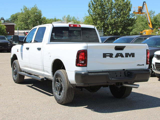 2025 Ram 3500 Tradesman 4x4, Nav, 12 Inch Screen, 5th Wheel Prep in Cars & Trucks in Calgary - Image 3