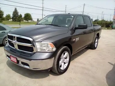 Engine: 5.7L V8 OHV 16V