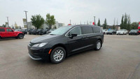 EXECUTIVE CROSSTOWN DEMO! This 2024 CHRYSLER VOYAGER LX has the following options Cloth Bucket Seats... (image 3)