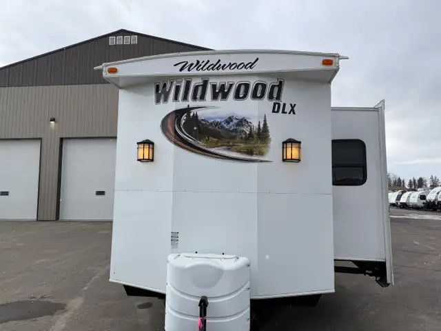 2015 Forest River Wildwood 402QBQ Destination Home in Park Models in St. Albert - Image 11