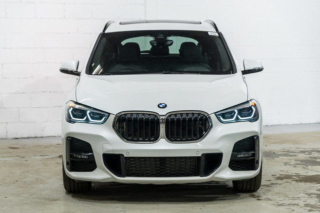 2022 BMW X1 xDrive28i | M Sport | Sièges Sport in Cars & Trucks in City of Montréal - Image 2