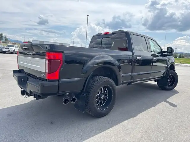 2021 Ford F-350 Super Duty Platinum PLATINUM (DIESEL - POWER RUN in Cars & Trucks in Cranbrook - Image 6