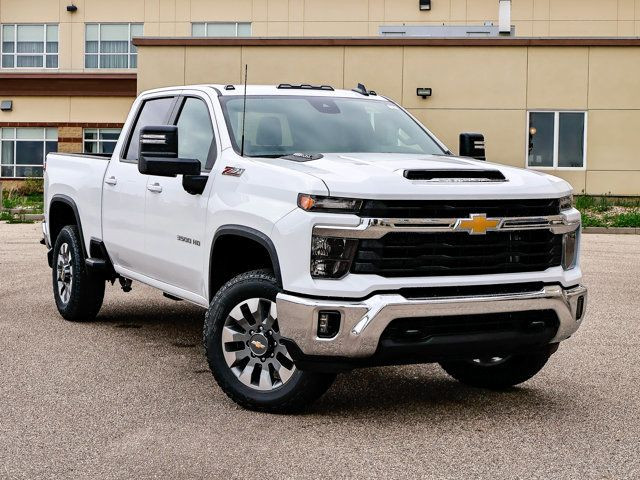 2025 Chevrolet Silverado 3500HD LT in Cars & Trucks in Strathcona County - Image 2