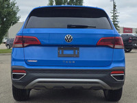 Your Grande Prairie Chrysler store just took in this vehicle! It is either in transit or freshly tra... (image 4)