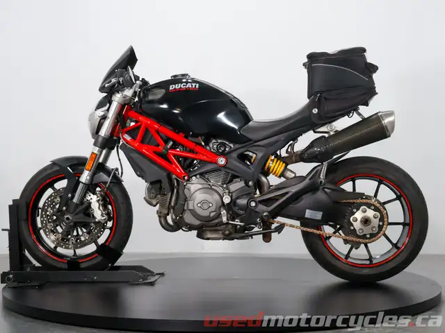 2012 Ducati Monster 796 in Street, Cruisers & Choppers in Kelowna - Image 7