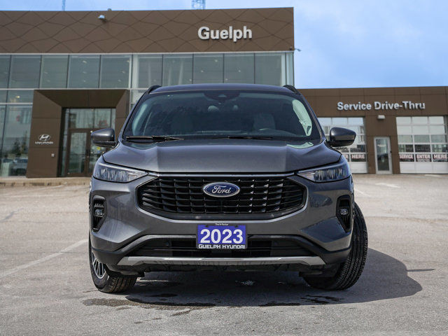 2023 Ford Escape PHEV | Leather | Navigation | Sync 4 in Cars & Trucks in Guelph - Image 2