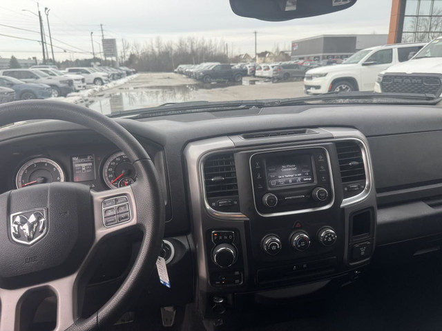 2023 RAM 1500 Classic SLT 4x4 Crew Cab 5'7 in Cars & Trucks in Barrie - Image 4