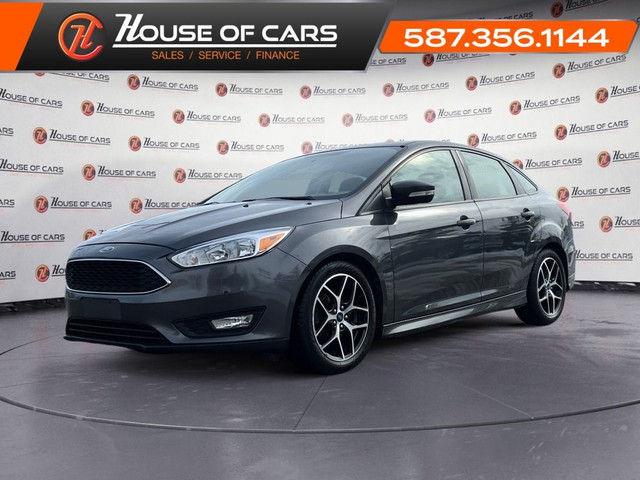  2016 Ford Focus SE w/ 5-Speed Manual / Flex Fuel / Back Up Came in Cars & Trucks in Calgary