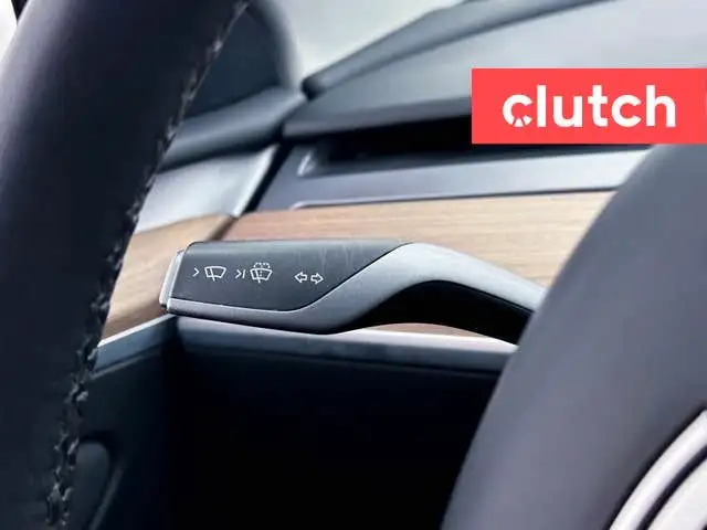 2023 Tesla Model Y Long Range AWD w/ Apple CarPlay, Heated Front in Cars & Trucks in City of Toronto - Image 23