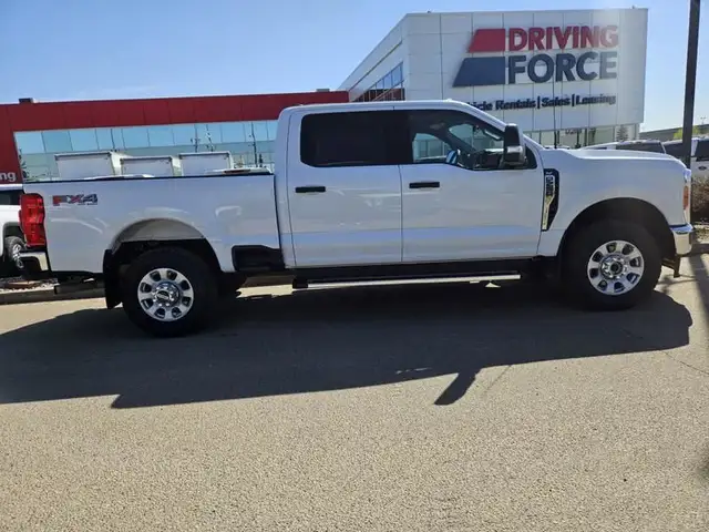 2023 Ford Super Duty F-250 SRW XLT in Cars & Trucks in St. Albert - Image 8