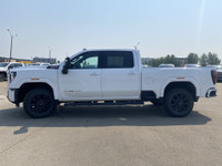 Unsure what to look for in a heavy-duty pickup that can handle both worksite tasks and weekend adven... (image 4)