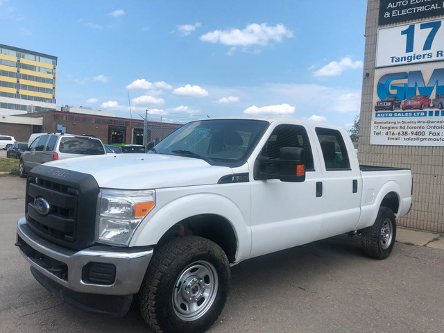  2016 Ford F-350 Crew Cab Short Box 4WD in Cars & Trucks in City of Toronto - Image 3