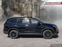 Engine: Gas V-6 3.5L L/100Km City: 12.3 L/100Km Hwy: 9.5 Safety Equipment ABS And Driveline Traction... (image 5)