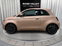 NAVIGATION SYSTEM, SPORT STEERING WHEEL, ALLOY WHEELS, AUTOMATIC TEMPERATURE CONTROL, SPOILER, REAR... (image 3)