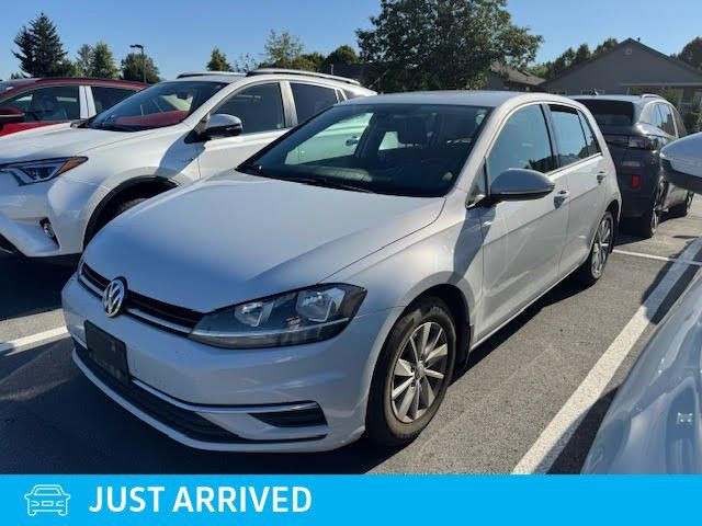 2018 Volkswagen Golf Trendline | One Owner | 5-Speed Manual in Cars & Trucks in Tricities/Pitt/Maple