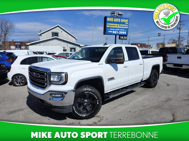 GMC Sierra 1500 4 RM, Cabine multiplaces 143,5 po, SLE 2017!! in Cars & Trucks in Laval / North Shore