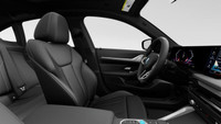 Découvrez la *2025 BMW i4 eDrive40*, la première Gran Coupé entièrement électrique, qui allie dynami... (image 8)