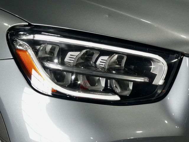 2021 Mercedes-Benz GLC GLC 300/PANO/360CAM/NAV/DRIVE ASSIST/LOW  in Cars & Trucks in Mississauga / Peel Region - Image 4