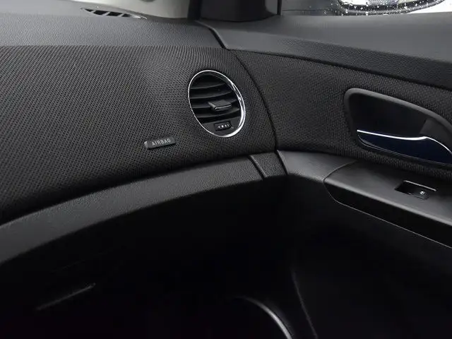 2014 Chevrolet Cruze LTZ in Cars & Trucks in Red Deer - Image 23