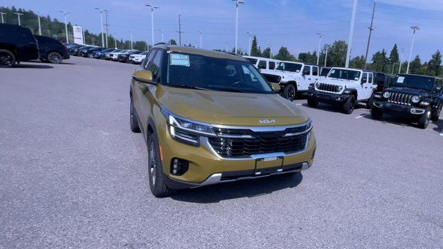 2024 Kia Seltos EX | AWD | Leather | Sunroof | NAV in Cars & Trucks in Prince George - Image 4