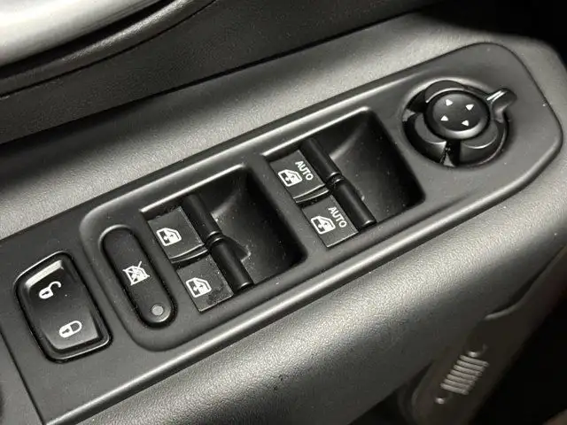 2023 Jeep Renegade North | Heated Seats in Cars & Trucks in Edmonton - Image 15