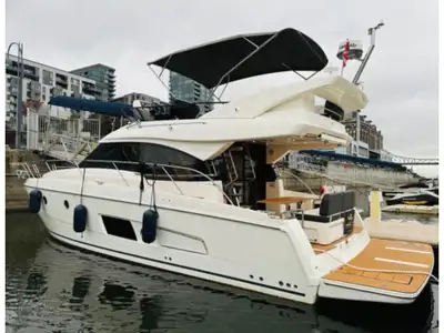 VIRTESS 420FLY IPS600 VOLVO - TWIN IPS600 D6-435D-F - HEURES MOTEURS : 506 - HEURES GENERATRICE : 12...