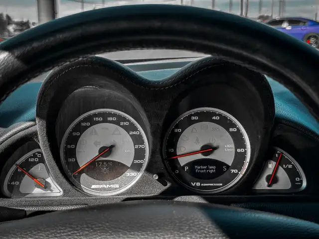 2005 Mercedes-Benz SL-Class in Cars & Trucks in Edmonton - Image 31