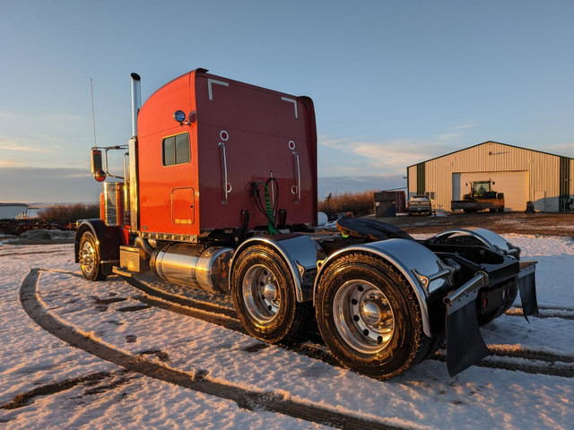 2008 Peterbilt T/A Sleeper Truck Tractor 388 in Heavy Trucks in Edmonton - Image 3