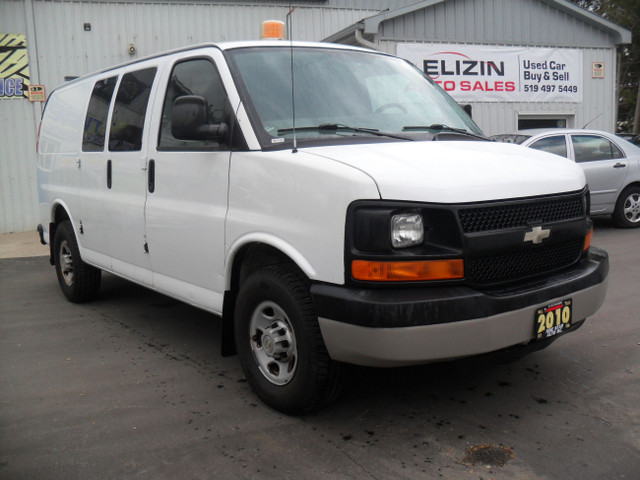 2010 Chevrolet Express Cargo Van LADDER RACK-1 OWNER-OILED in Cars & Trucks in Kitchener / Waterloo - Image 2
