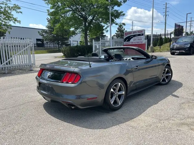 2015 Ford Mustang 2dr Conv V662863211806722124