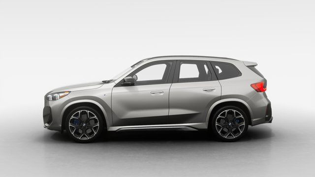 2025 BMW X1 M35i xDrive in Cars & Trucks in Laval / North Shore - Image 4