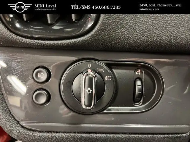 2019 MINI Countryman Cooper | Toit pano | Sièges avant in Cars & Trucks in Laval / North Shore - Image 13