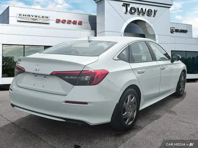 2022 Honda Civic Sedan EX | One Owner | Low Mileage | Lane Keep in Cars & Trucks in Calgary - Image 6