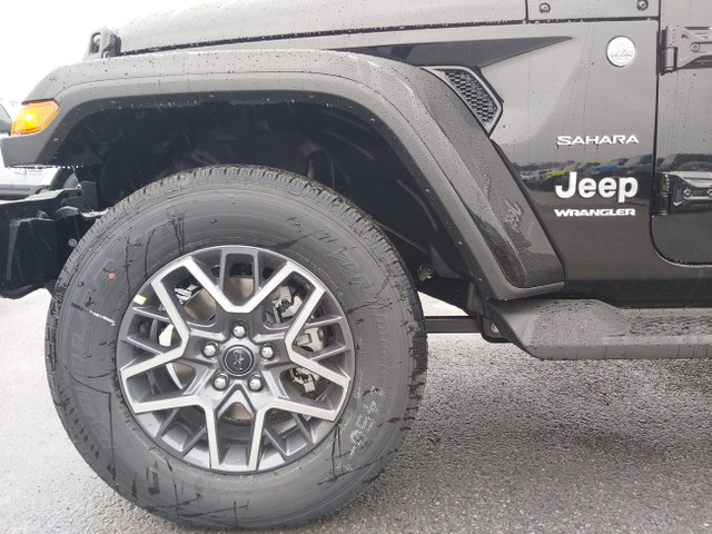 2024 Jeep WRANGLER 4-Door SAHARA in Cars & Trucks in Ottawa - Image 4