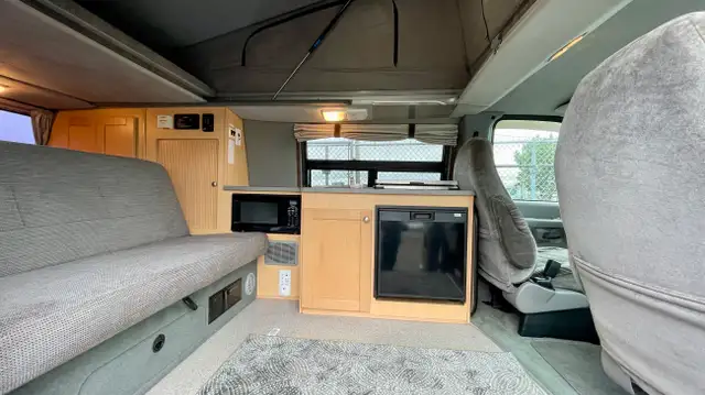 2002 PLEASURE-WAY TRAVERSE in RVs & Motorhomes in Victoria - Image 21