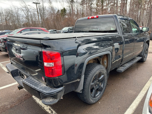 2017 GMC Sierra 1500 - $299 B/W in Cars & Trucks in Moncton - Image 4