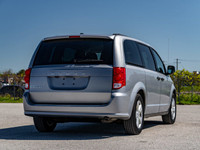 SE PLUS GROUP -inc: 2nd-Row Power Windows Wheels: 17 x 6.5 Aluminum Deep-Tint Sunscreen Glass Power... (image 7)