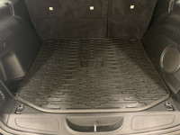 Check out this vehicle's pictures, features, options and specs, and let us know if you have any ques... (image 6)