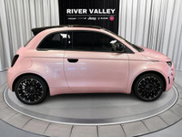 NAVIGATION SYSTEM, LED HEADLIGHTS, RAIN SENSING WIPERS, CLIMATE CONTROL, MULTI-ZONE A/C, REMOTE ENGI... (image 7)