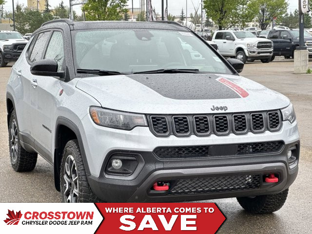 2025 Jeep Compass Trailhawk | Sunroof | Remote Start in Cars & Trucks in Edmonton