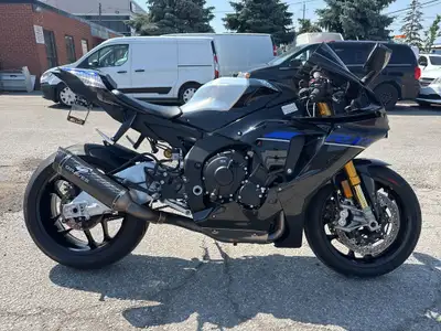 Check out this 2024 Yamaha R1M with only 14,818kms. Be sure to follow us on Instagram @primelineauto...